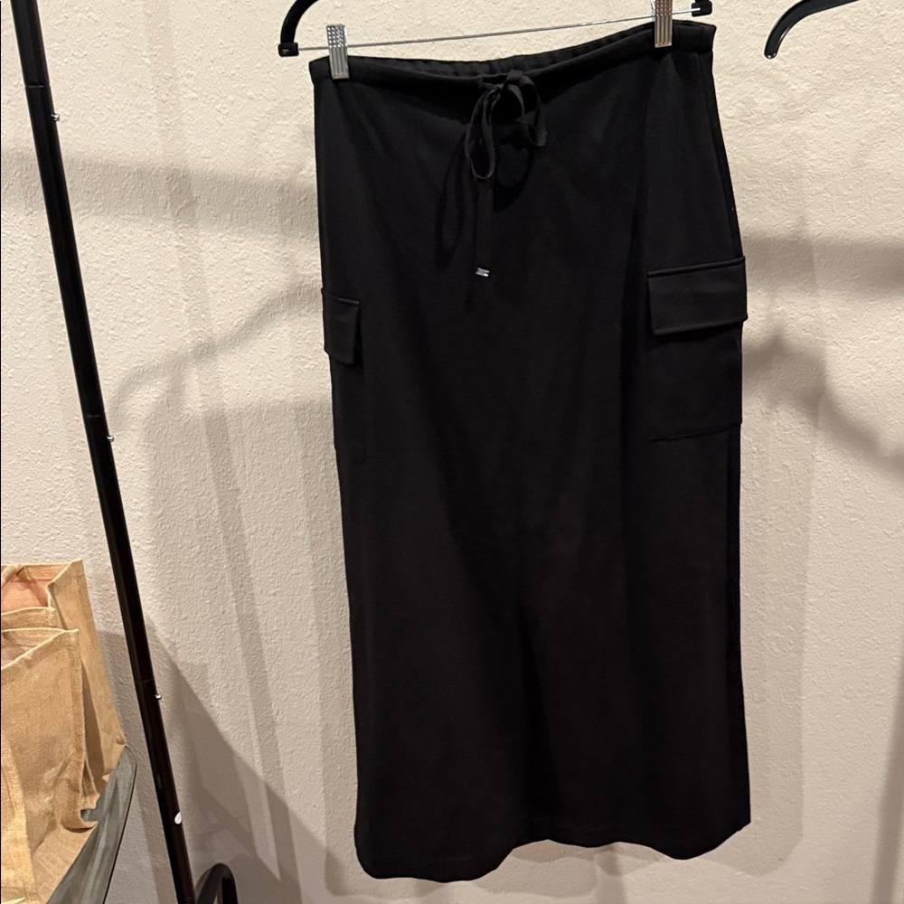 Adrianna Papell Black Midi Skirt